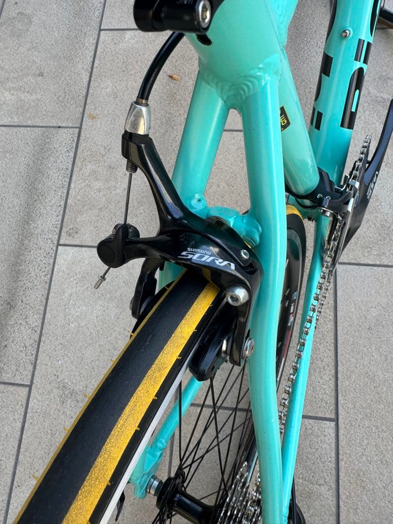 BIANCHI vianirone7ロードバイク自転車
