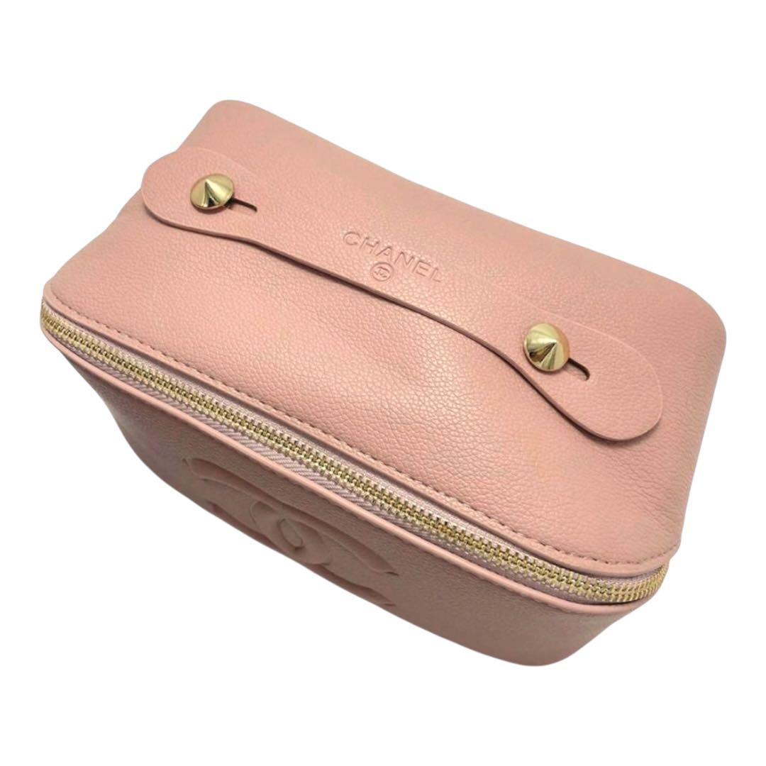 【新品未使用】 CHANEL ピンク レザー コスメポーチ