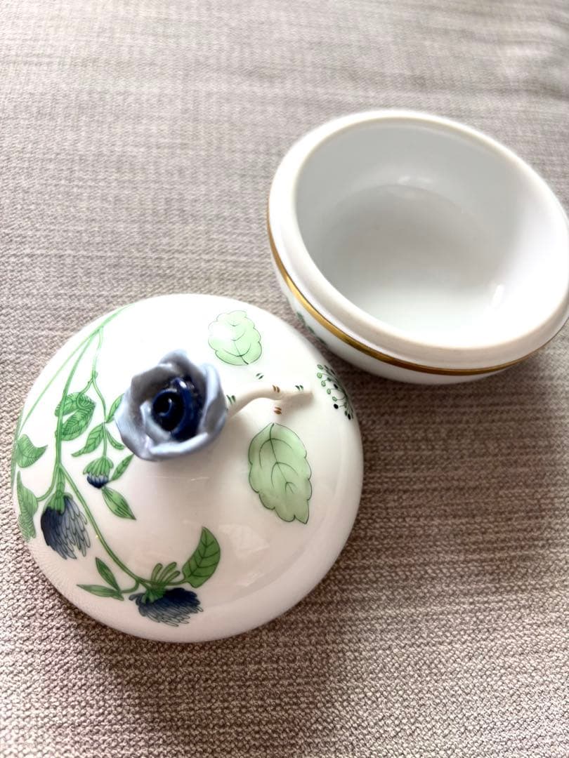 ヘレンド 小物入れ バラ