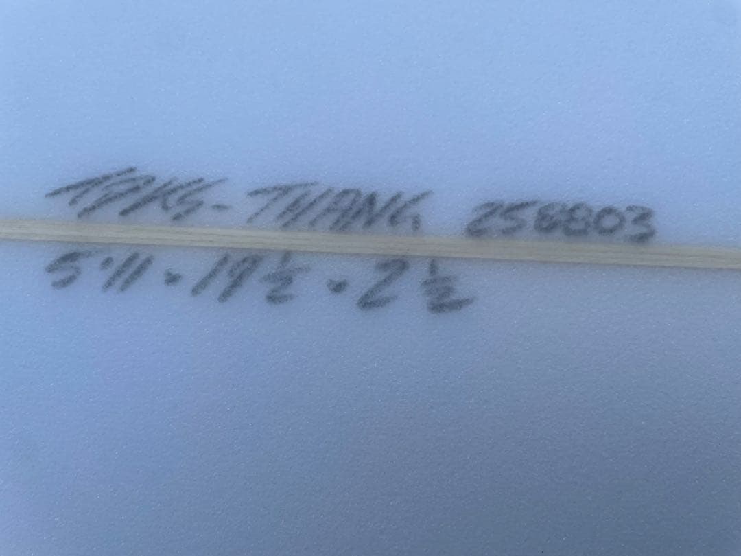デッドクークス　deadkooks サーフボード THANG 5'11