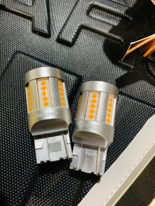 値下げ中【超美品】LEDウィンカーバルブ　T20 4個セット