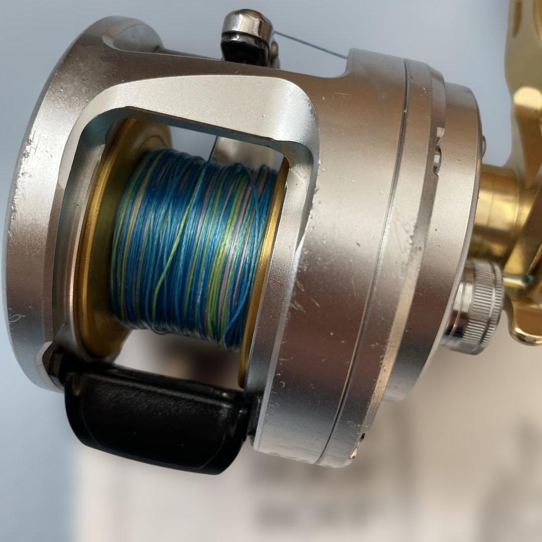 m*9様 SHIMANO CALCUTTA 800F リール