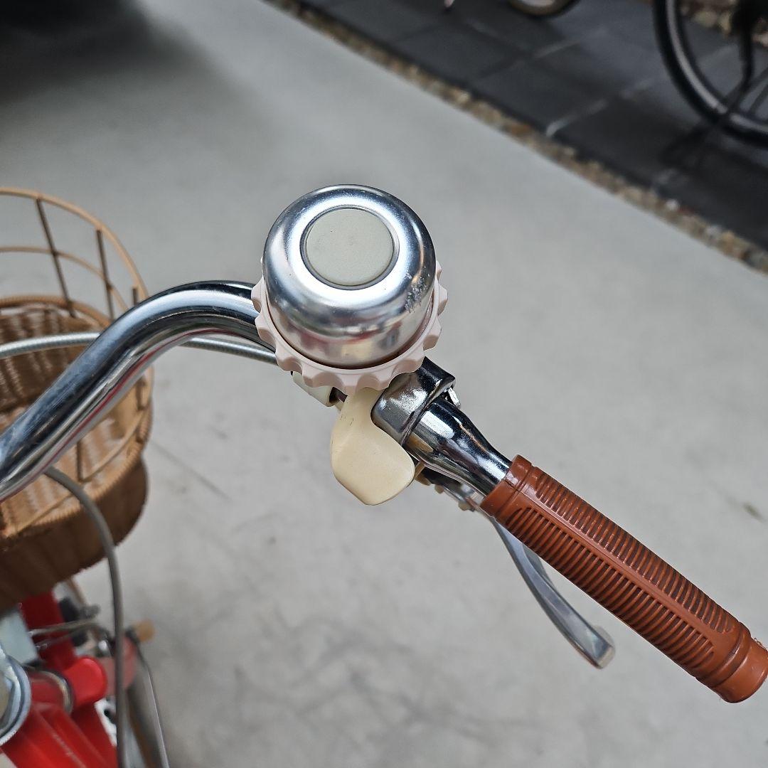 【大阪市内無料配送】【引取限定】HACCHI 子供用自転車 レッド バスケット