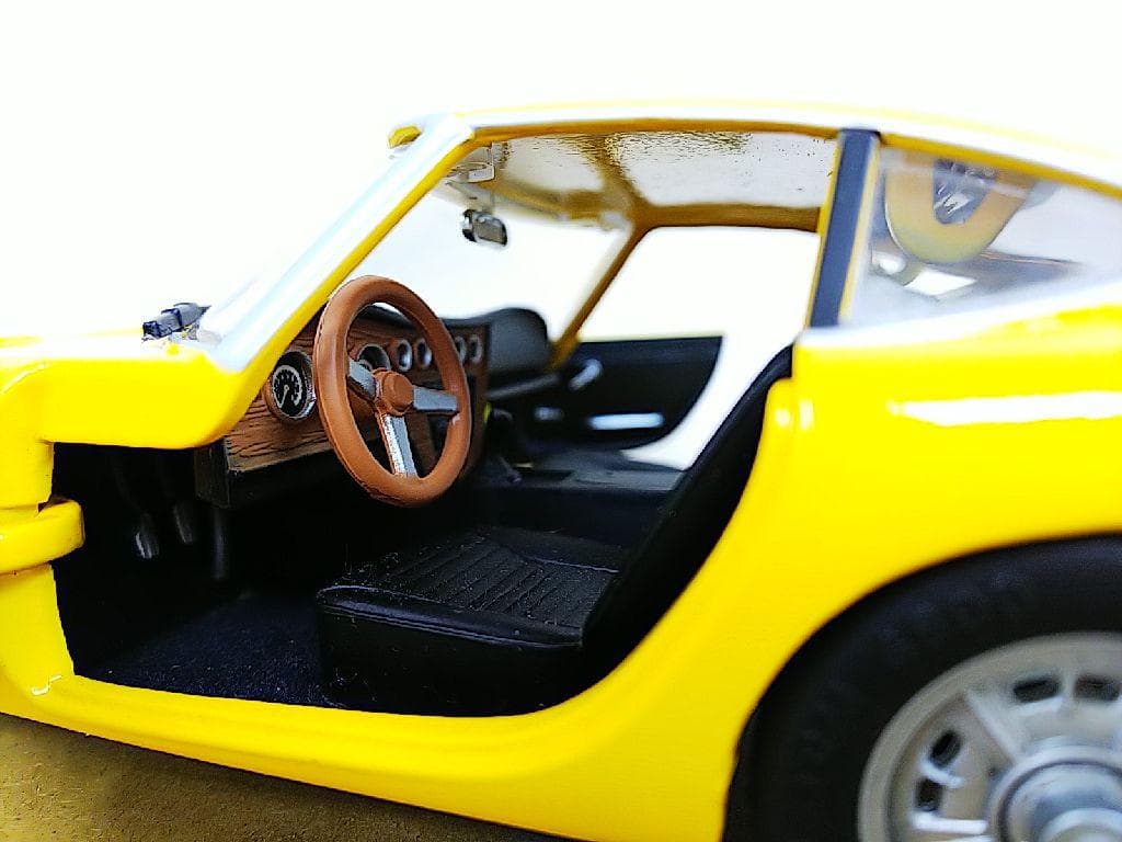 シュコー製 1/24 トヨタ 2000GT ダイキャストモデルミニカー