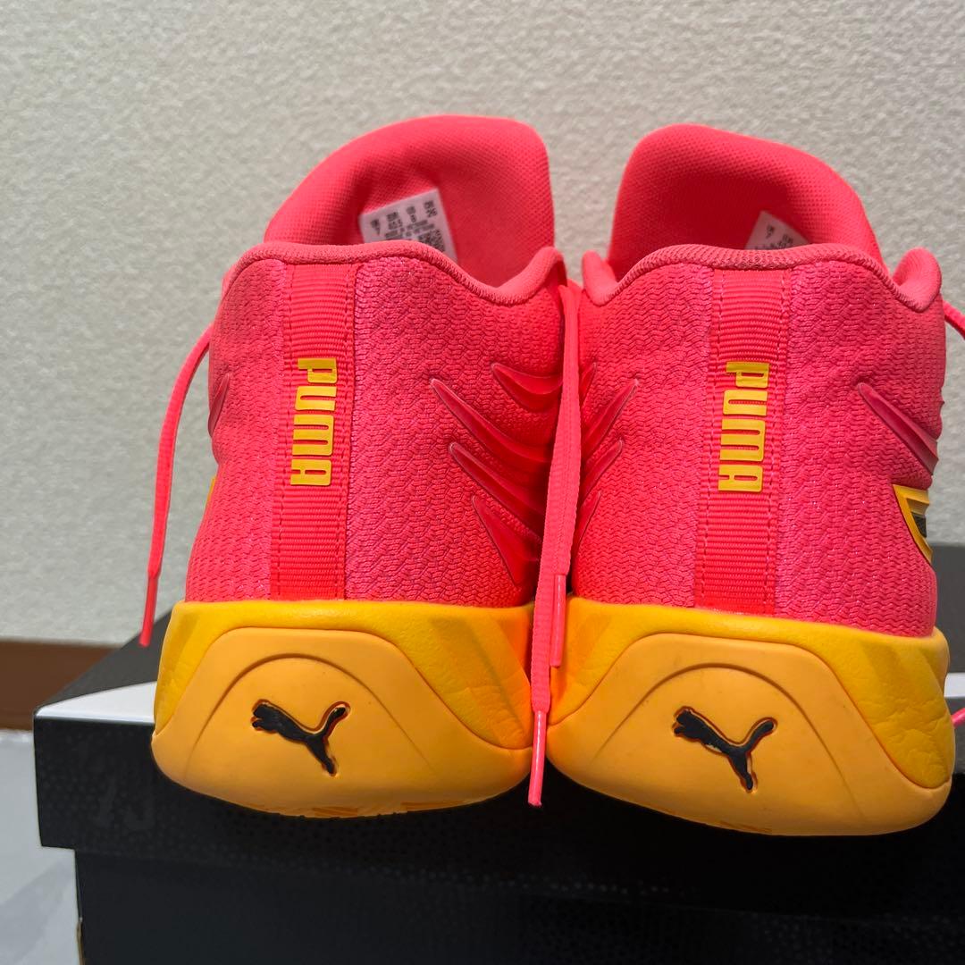 Puma バスケットボールシューズ ピンク/イエロー
