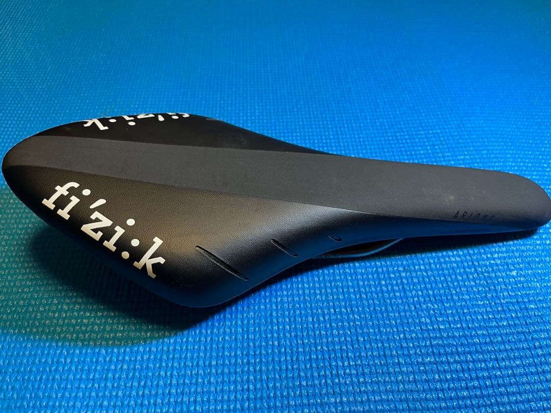 fi'zi:k フィジーク ARIONE アリオネ K:IUMレール