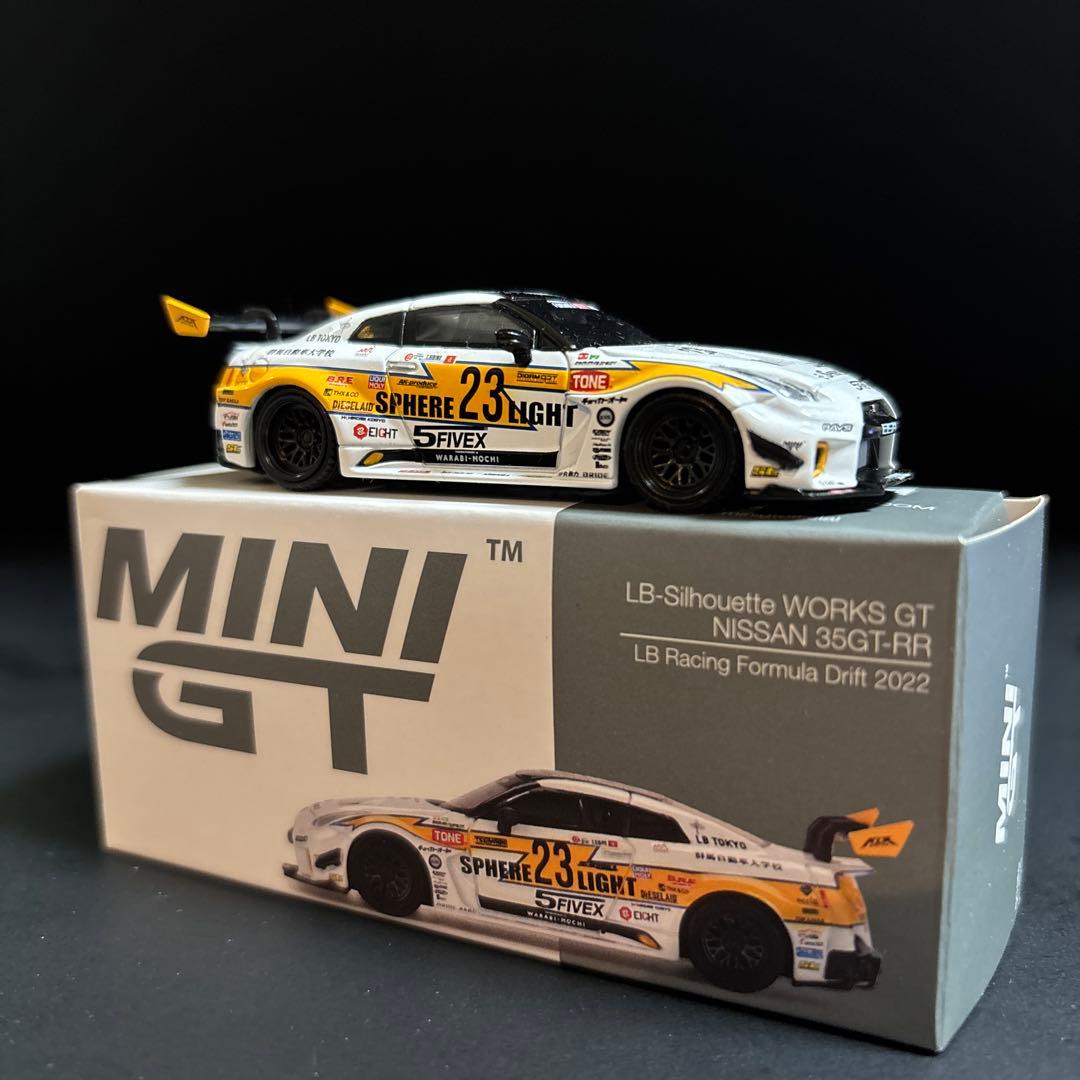 ミニカー MINIGT 164 LB- Silhuett Works GT 35GT-RR