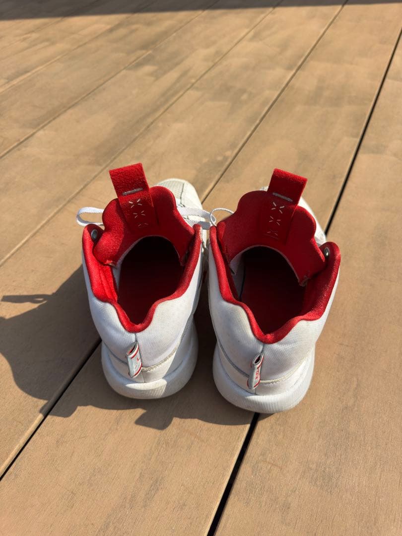 Jordan バスケットボールシューズ ホワイト/レッド