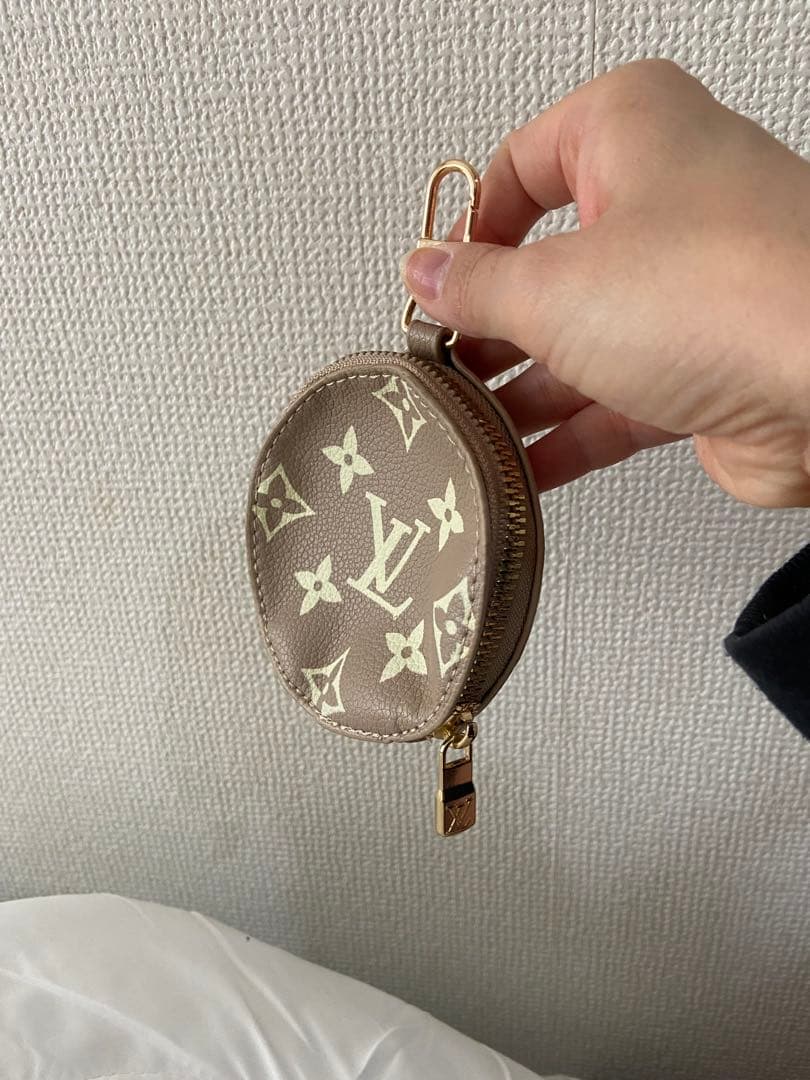 Louis Vuitton ノベルティ　モノグラム ケース