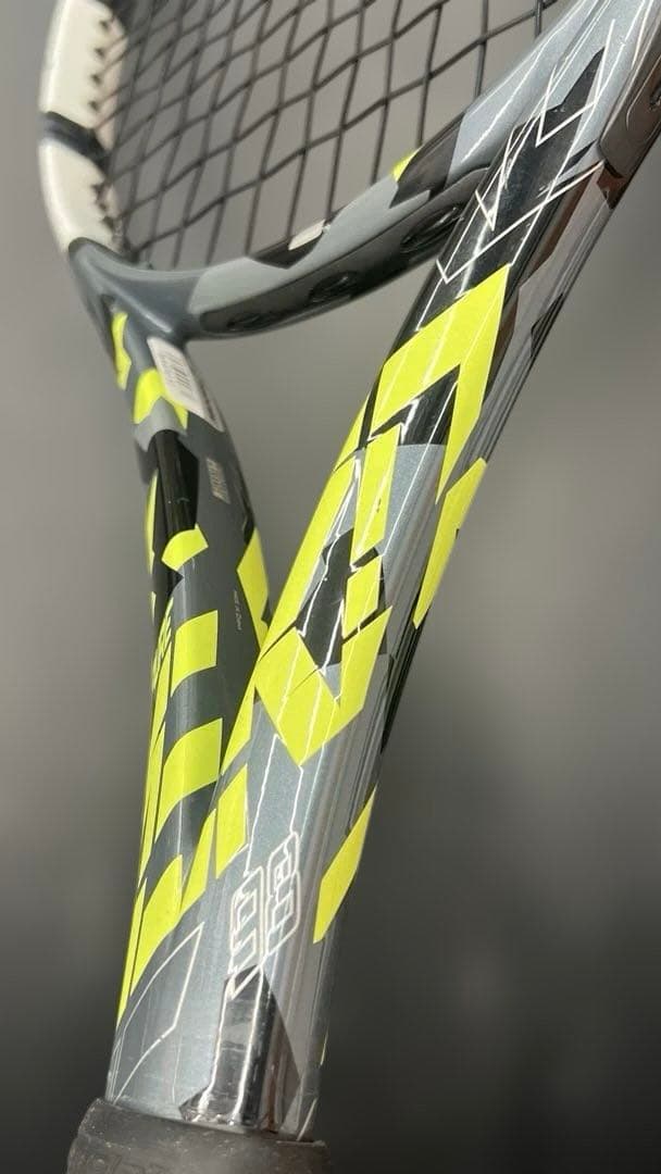 バボラ　PURE AERO98 G2 ②