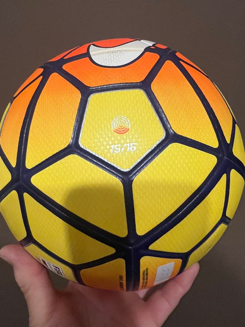 Nike Ordem ナイキサッカーボール 15/16 公式試合球