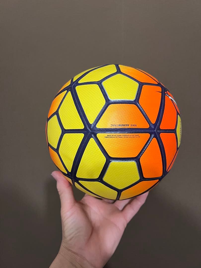 Nike Ordem ナイキサッカーボール 15/16 公式試合球
