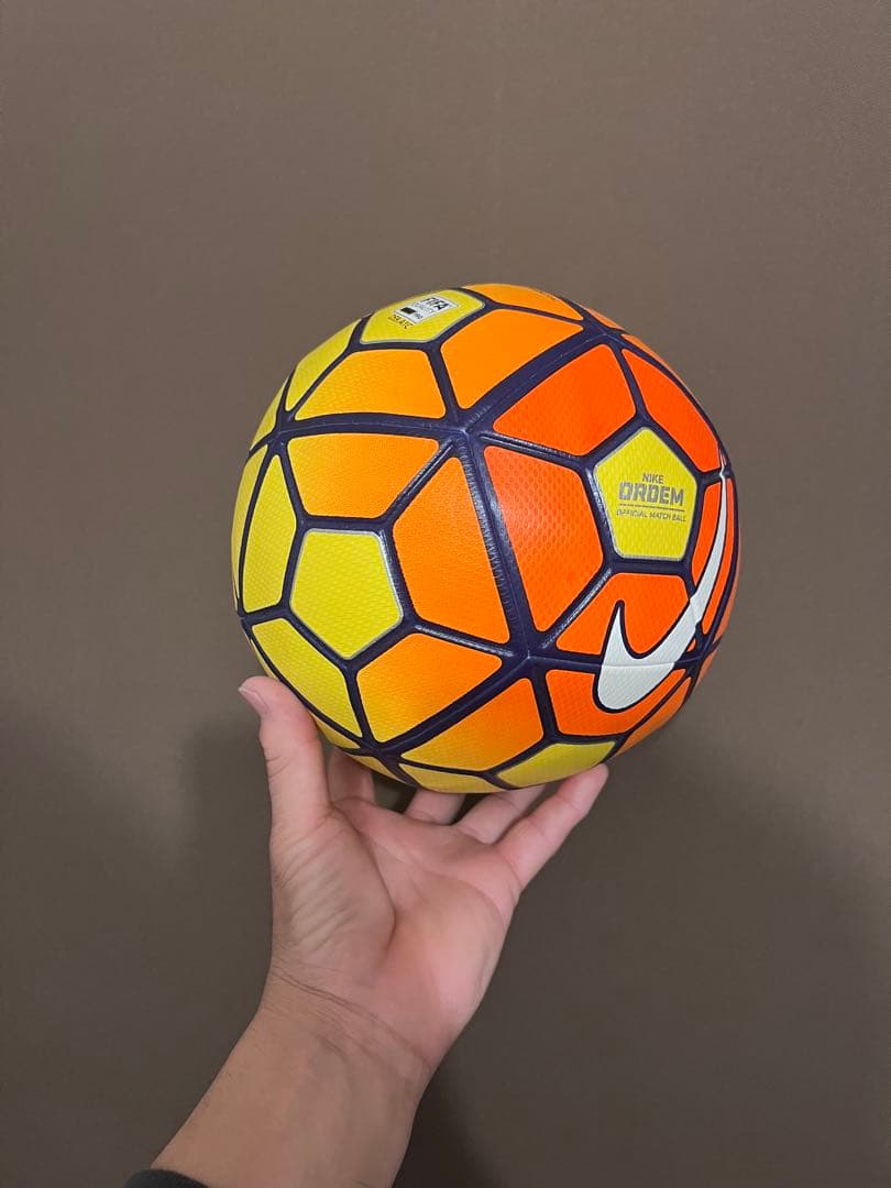 Nike Ordem ナイキサッカーボール 15/16 公式試合球