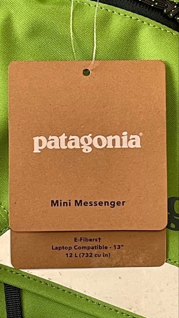 Patagonia ミニメッセンジャーバッグ　新品未使用