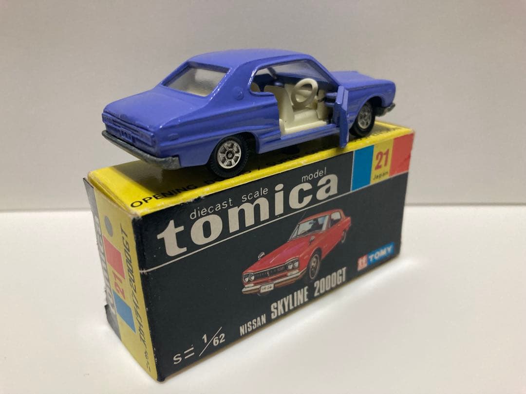 トミカ　日本製　ニッサン　スカイライン2000GT 1Dホイール
