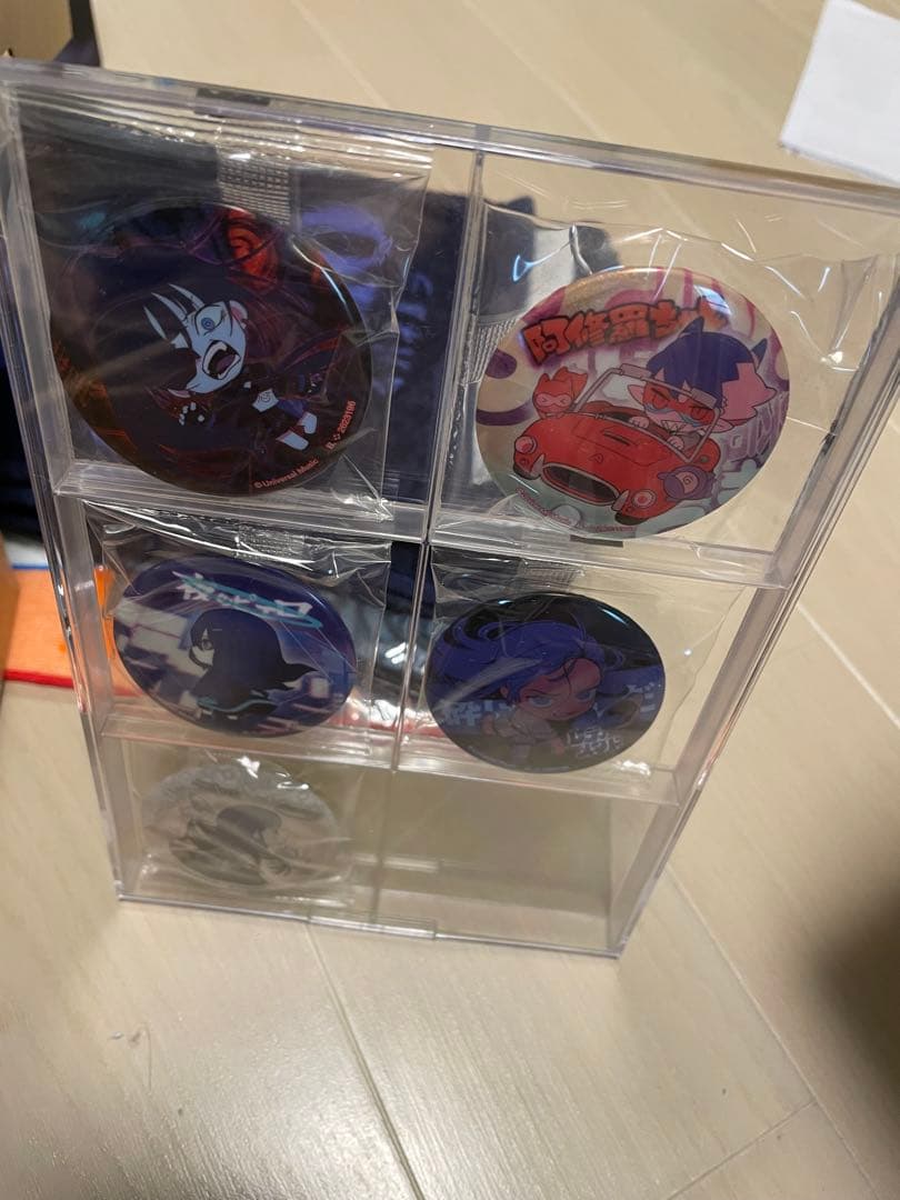 Ado グッズ