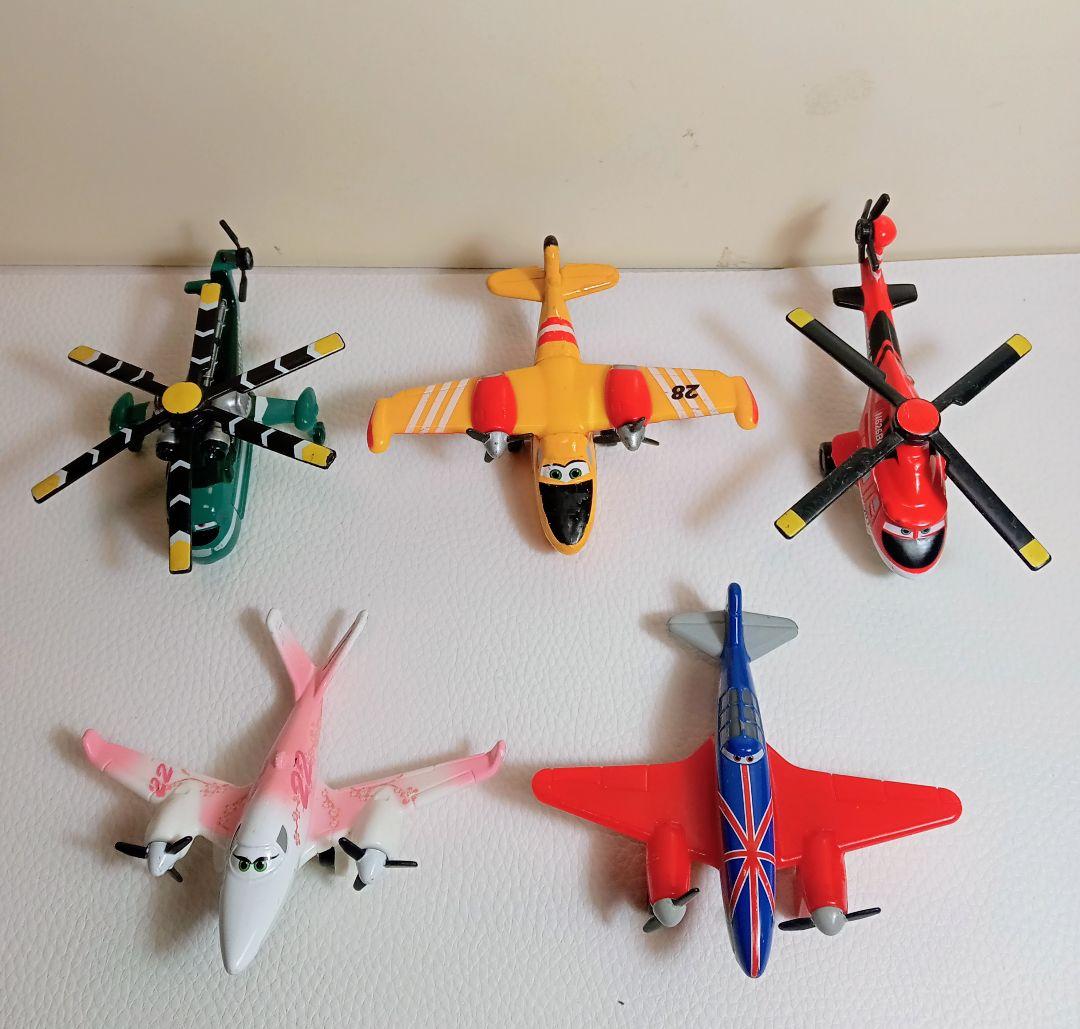 トミカディズニープレーンズ5機