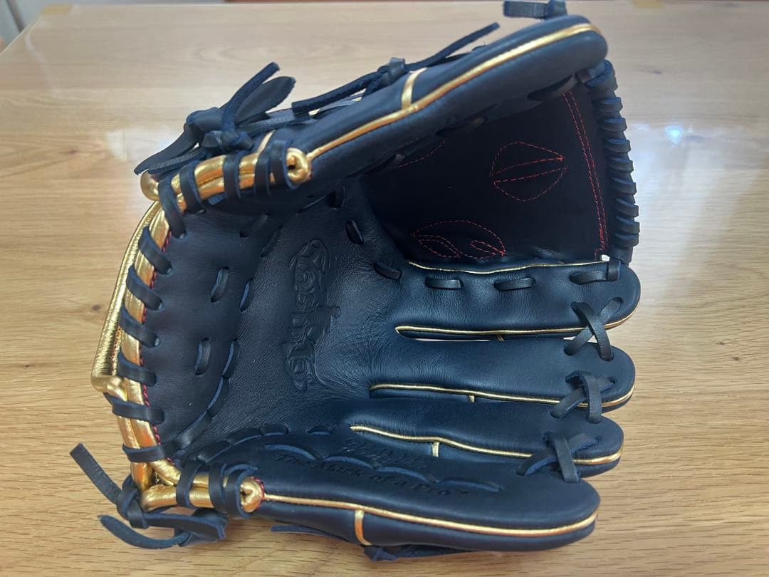 新品未使用 横浜Denaベイスターズ 山崎康晃 直筆サイン入り キッズグローブ
