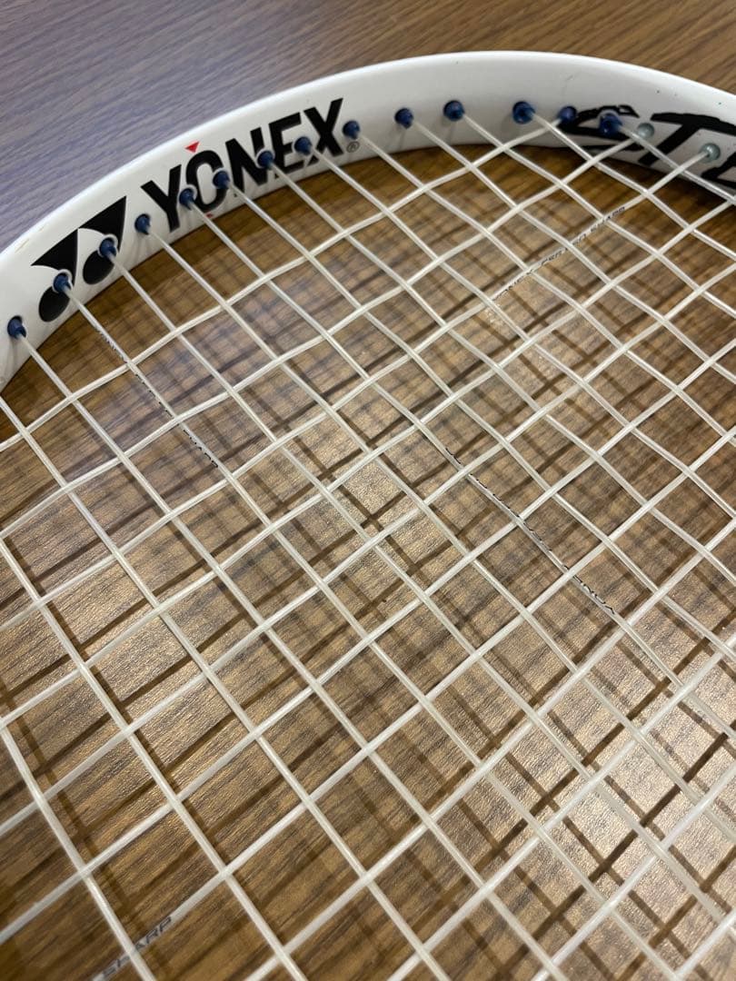【美品】YONEX ジオブレイク70vステア
