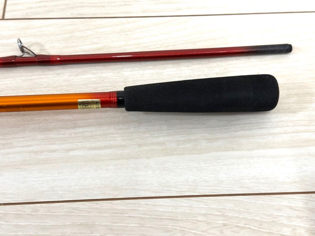 美品 ダイワ　リーディング73 MH-200