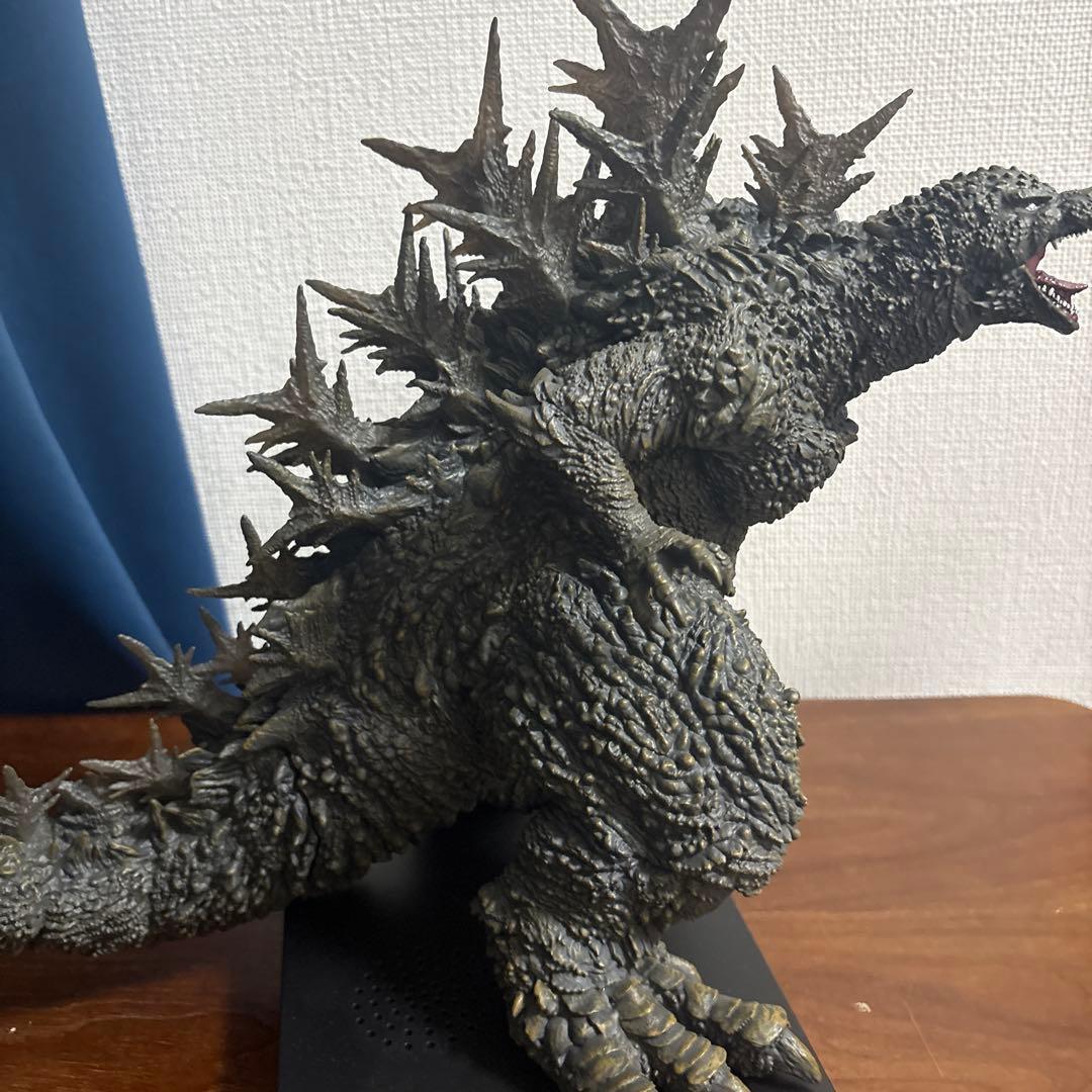 UA Monsters ゴジラ(2023) 銀座強襲時イメージカラーVer.