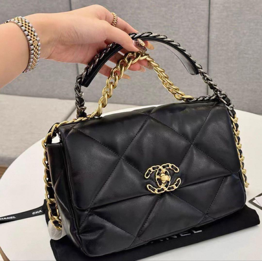 CHANEL 19bag キルティングショルダーバッグ