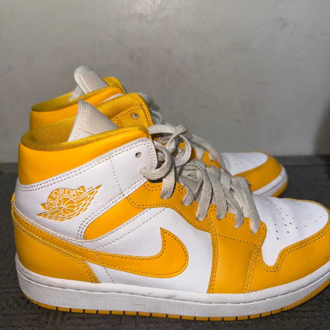 【ほぼ未使用/希少カラー】ナイキエアジョーダン1MID YellowWhite