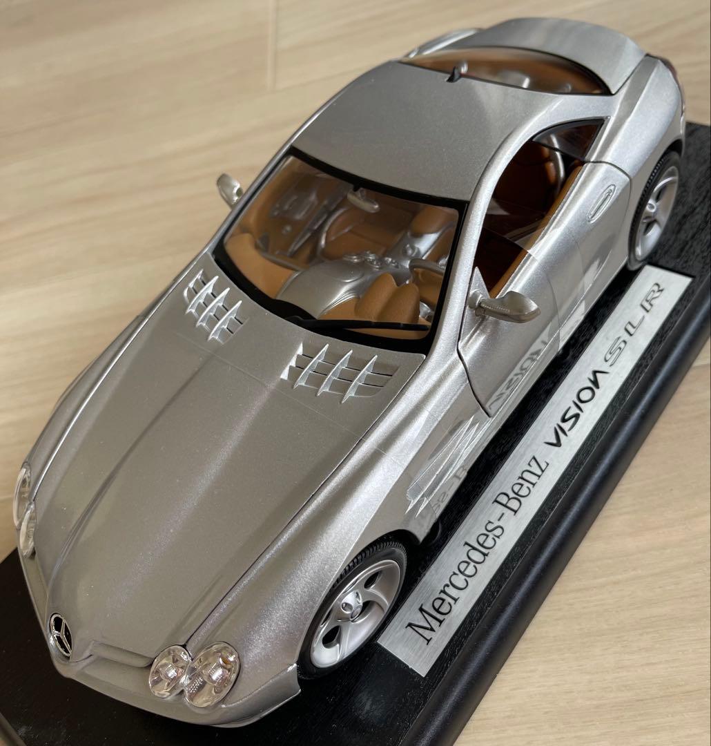 絶版新品　メルセデスベンツ/ 1/18 VISION SLR シルバーメタリック