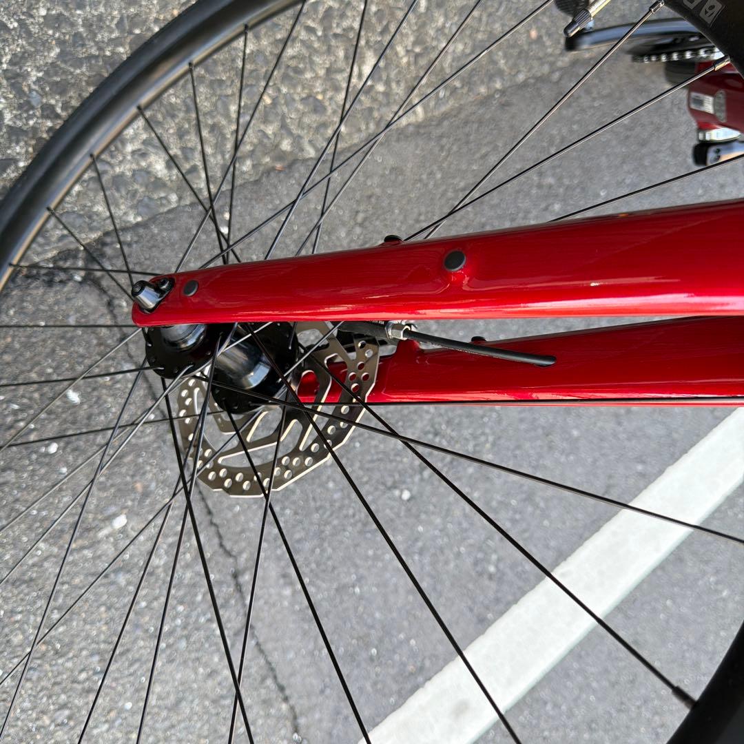 新品同様TREK FX3 GEN4 Mサイズ トレック クリムゾン クロスバイク