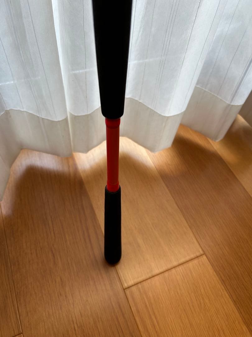 【美品】釣竿　底もの用￼ 赤いスピニングロッド