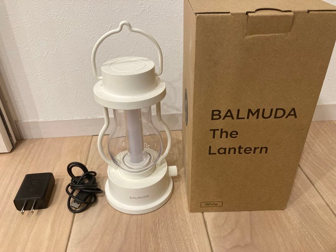 BALMUDA ランタン型ライト ホワイト 充電器、箱付き