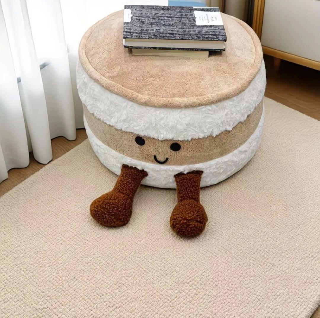 マカロン型クッション　ベージュ