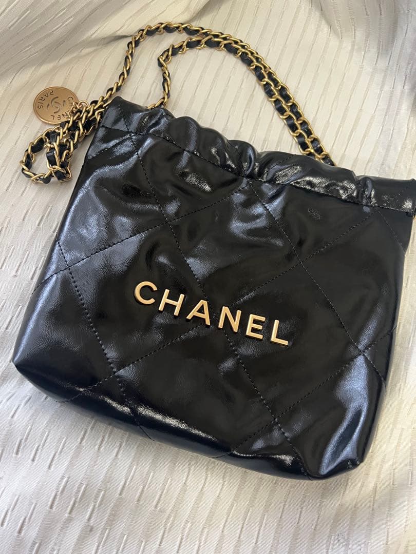 CHANELショルダーバック　ポーチ付き