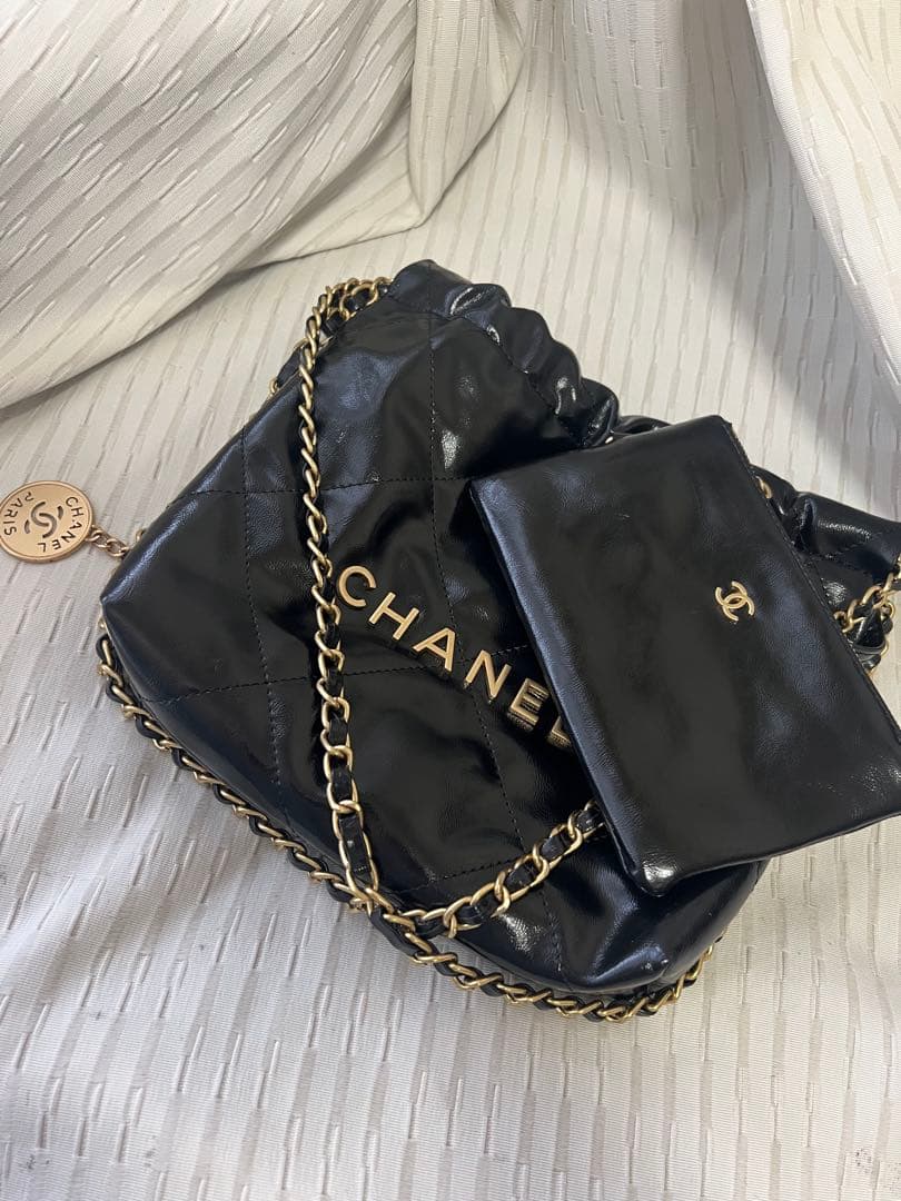 CHANELショルダーバック　ポーチ付き