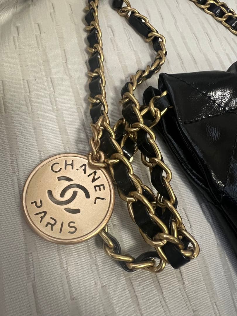 CHANELショルダーバック　ポーチ付き