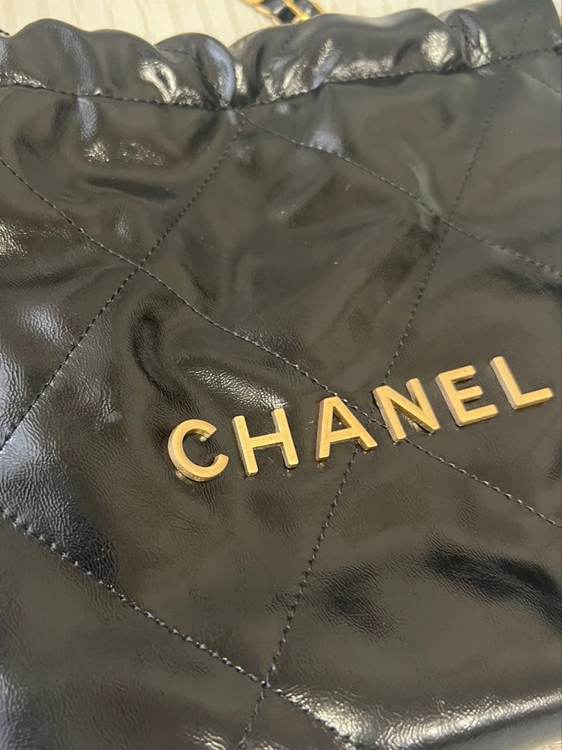 CHANELショルダーバック　ポーチ付き