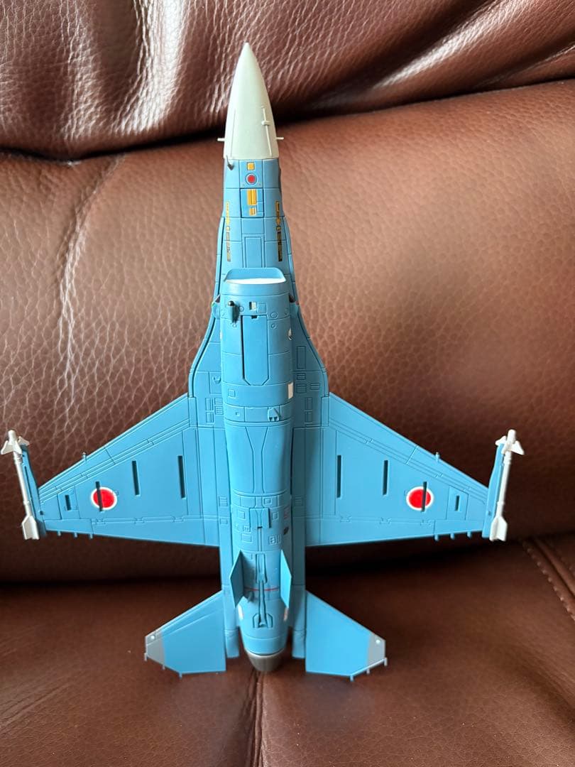 ホビーマスター 航空自衛隊 F 2 A 支援戦闘機　60周年記念塗装1/72