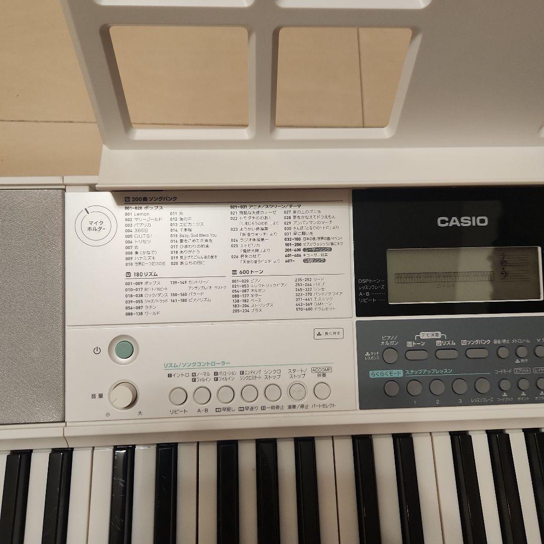 キーボード（CASIO LK-512）