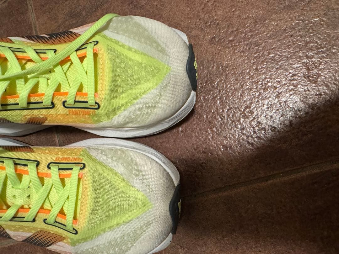 スパイク・シューズ New Balance Fuelcell Rebel V4