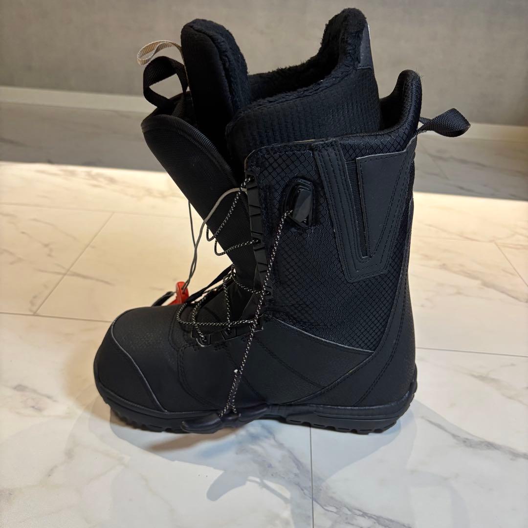 【美品】BURTON の定番モデル「MOTO」スノーボードブーツ（25cm）