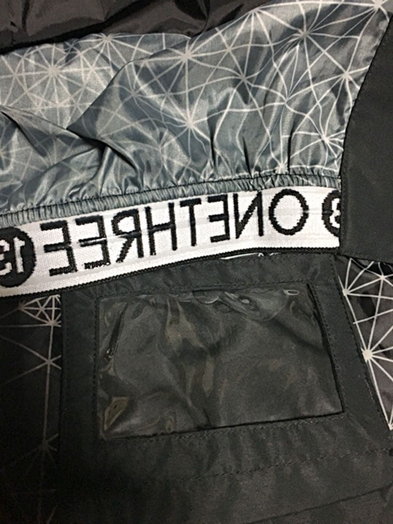 ★美品★ONE THREE スノーボードウェア ジャケット【お値下げ】