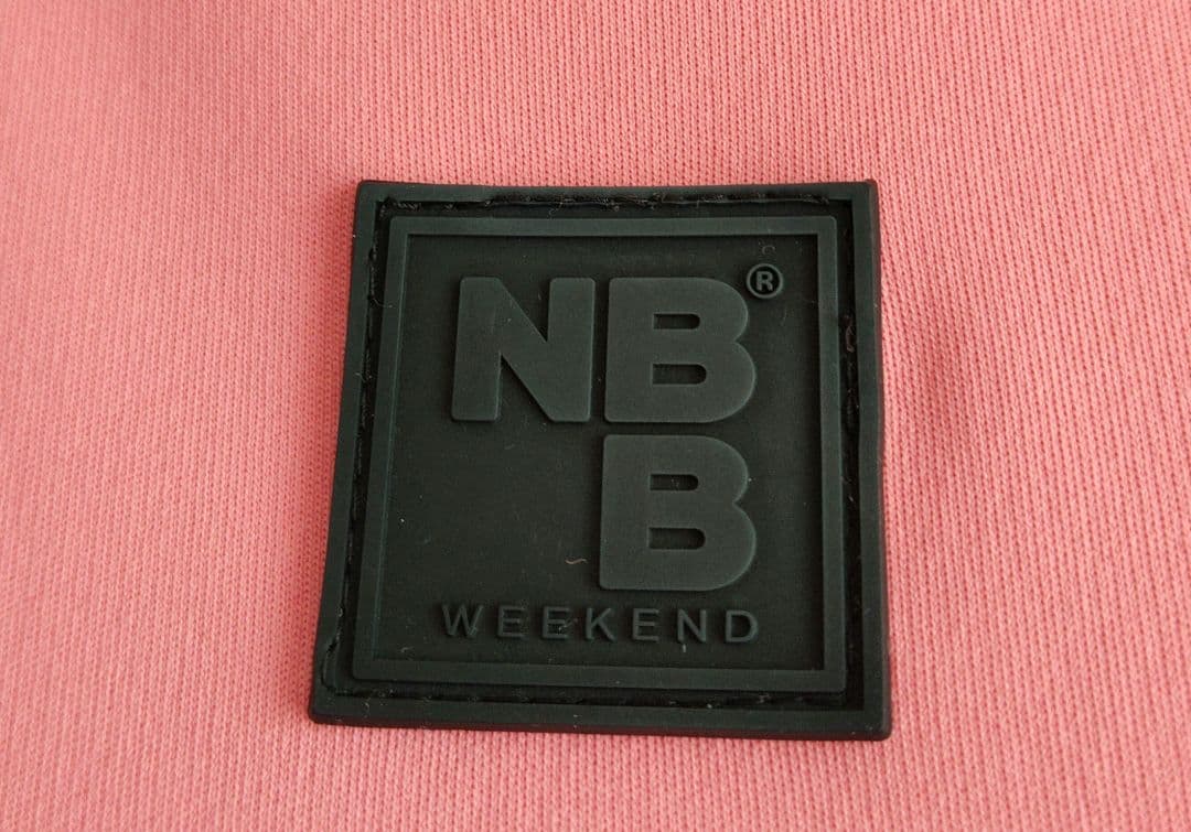 美品です!!　NBB WEEKEND ノースリーブ ハイネック