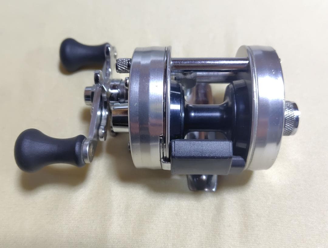 Abu Garcia 1601C IAR アブガルシアリール 左巻