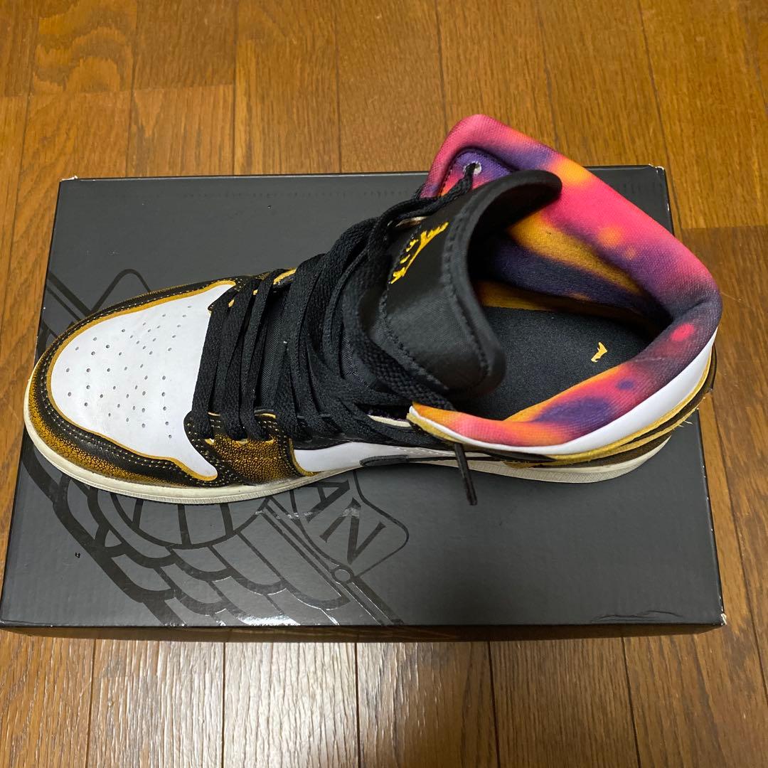 シューズ(男性用) Nike Air Jordan 1 Mid \"Wear Away\"