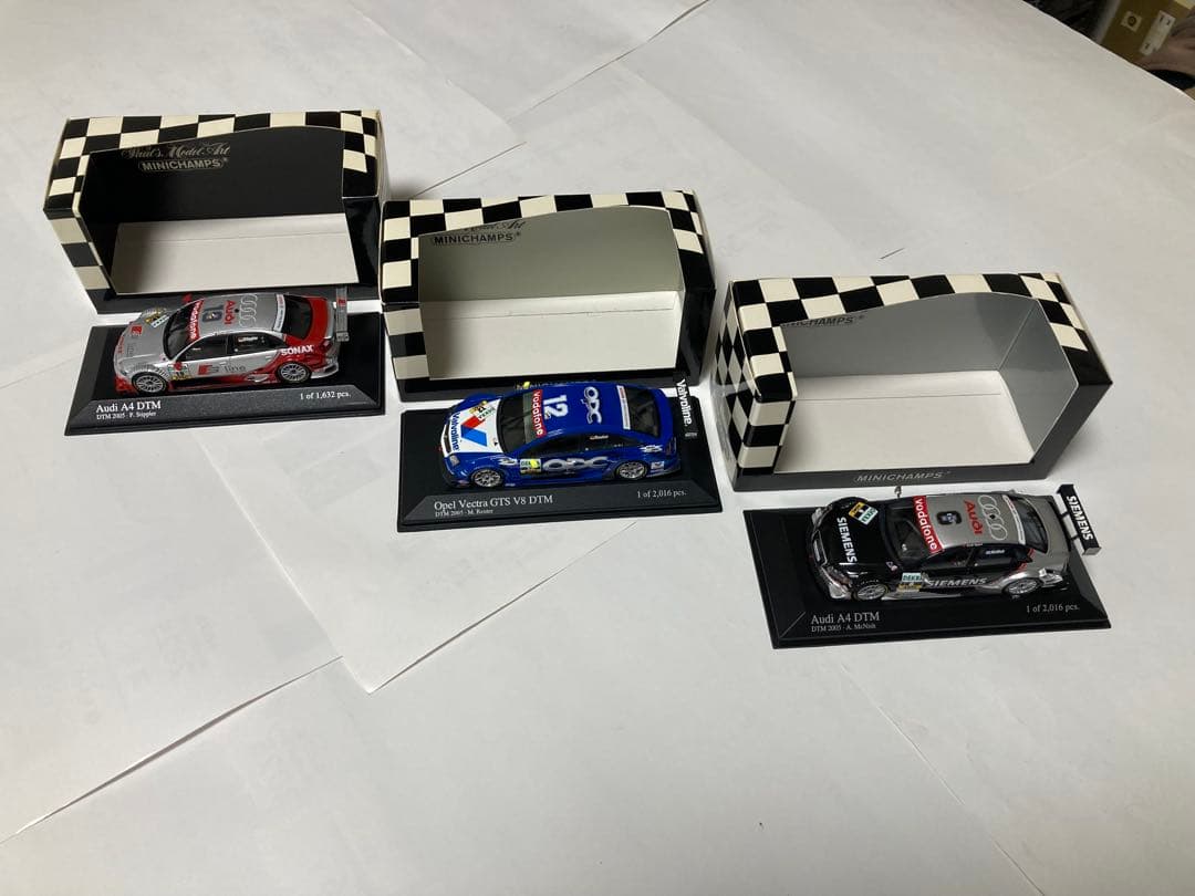 Audi A4 DTM 2005 ミニカー他3台セット