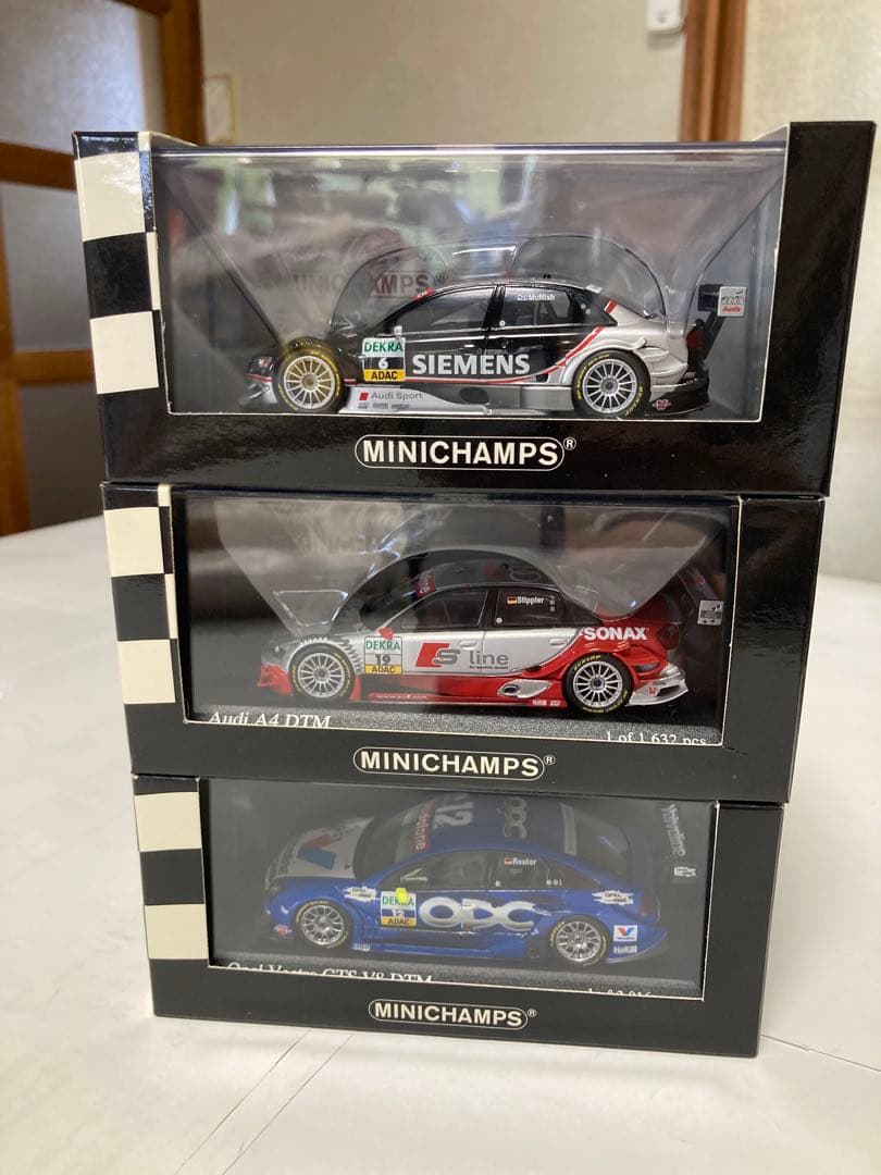 Audi A4 DTM 2005 ミニカー他3台セット