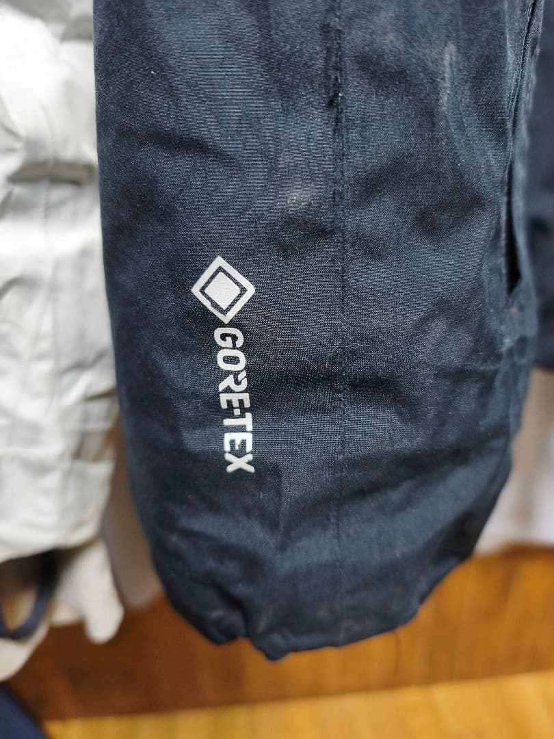 クイックシルバーHIGH ALTITUDE GORE-TEX 上下XLとLサイズ