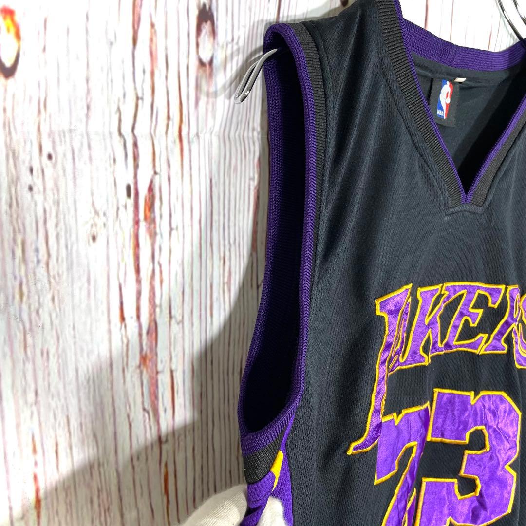 【美品】NBA バスケットボール　ゲームシャツ　ロサンゼルスレイカーズ　黒23番