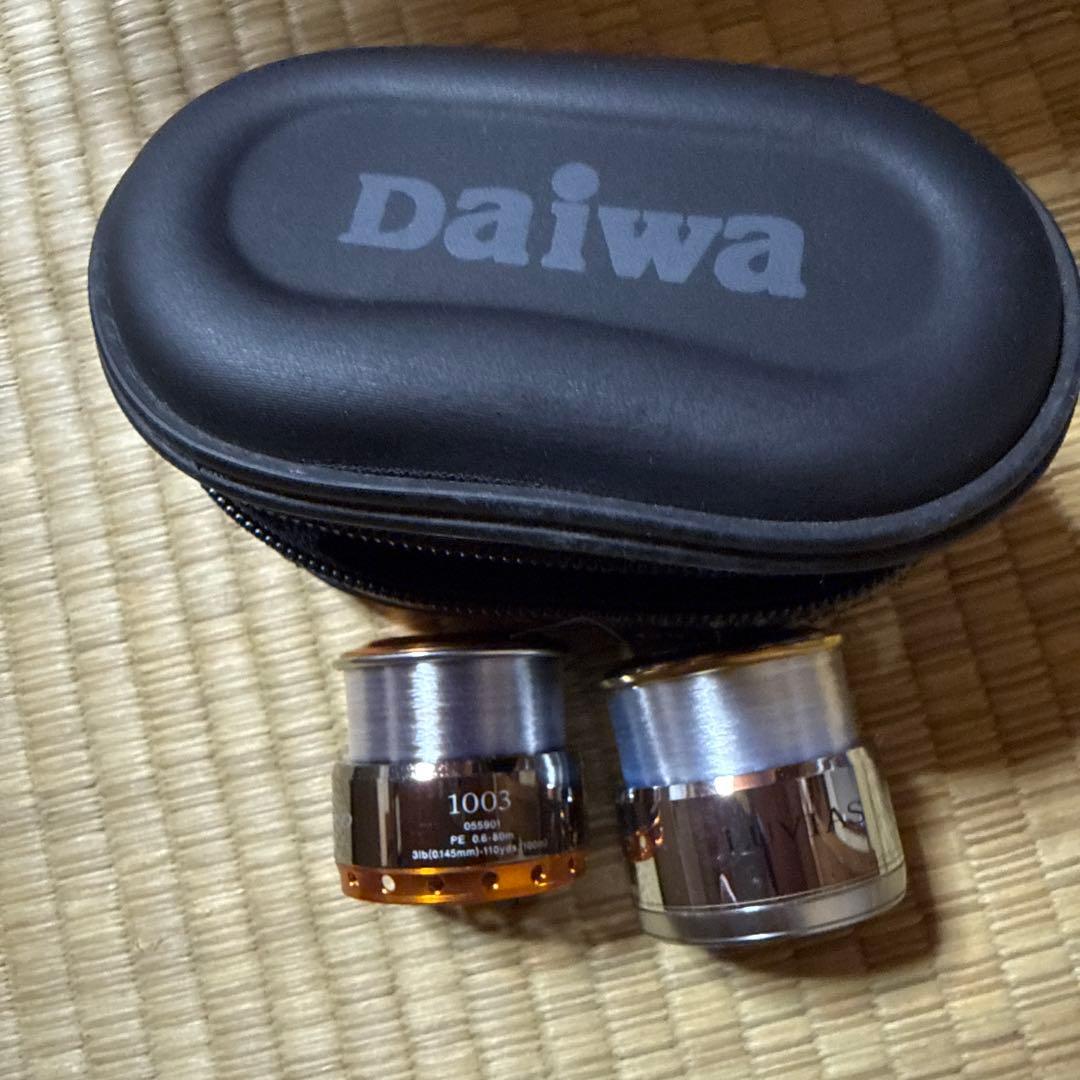 DAIWA フィッシングリール 4個セット ケース付き