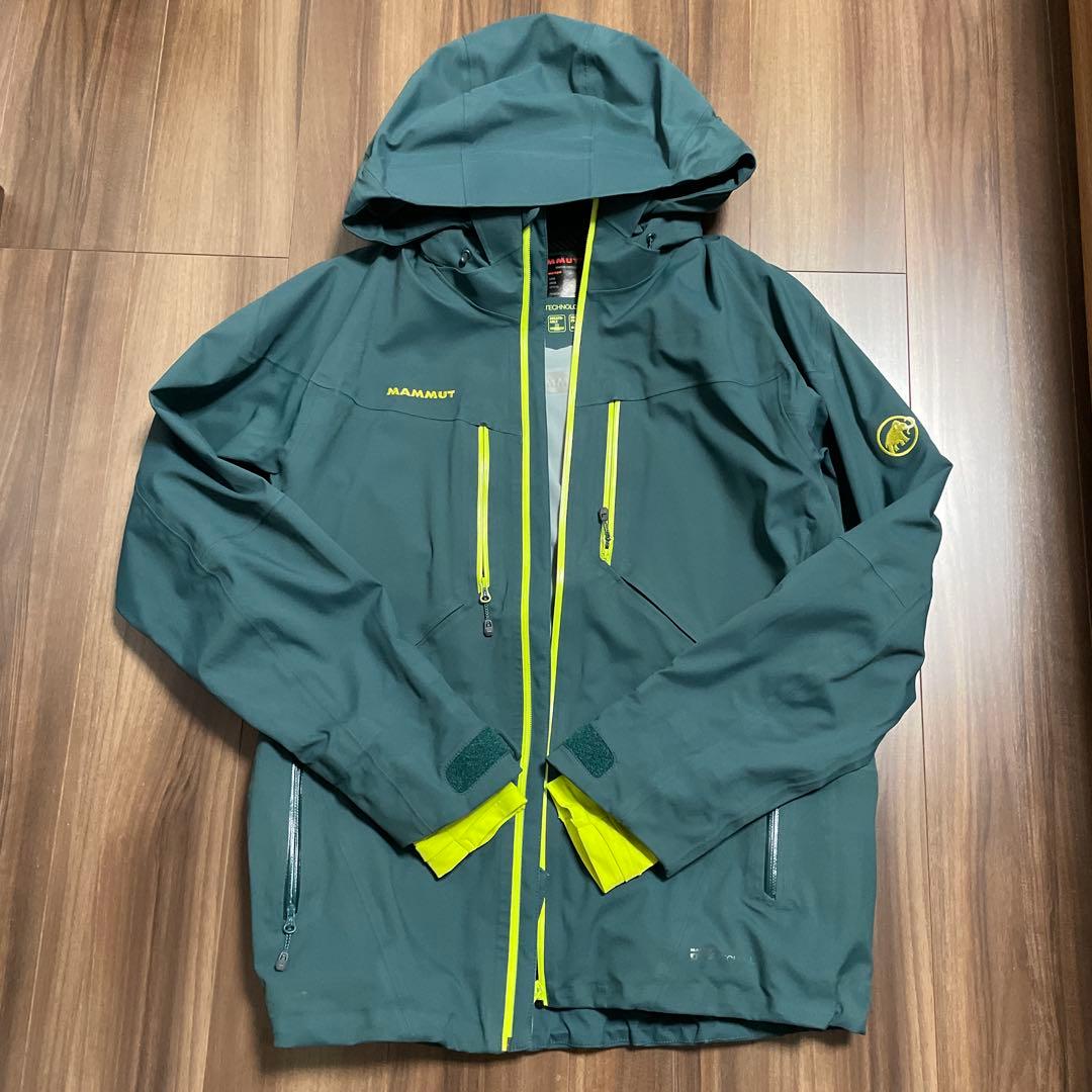 MAMMUT　スキー.スノボウェアー　上下セットアップ